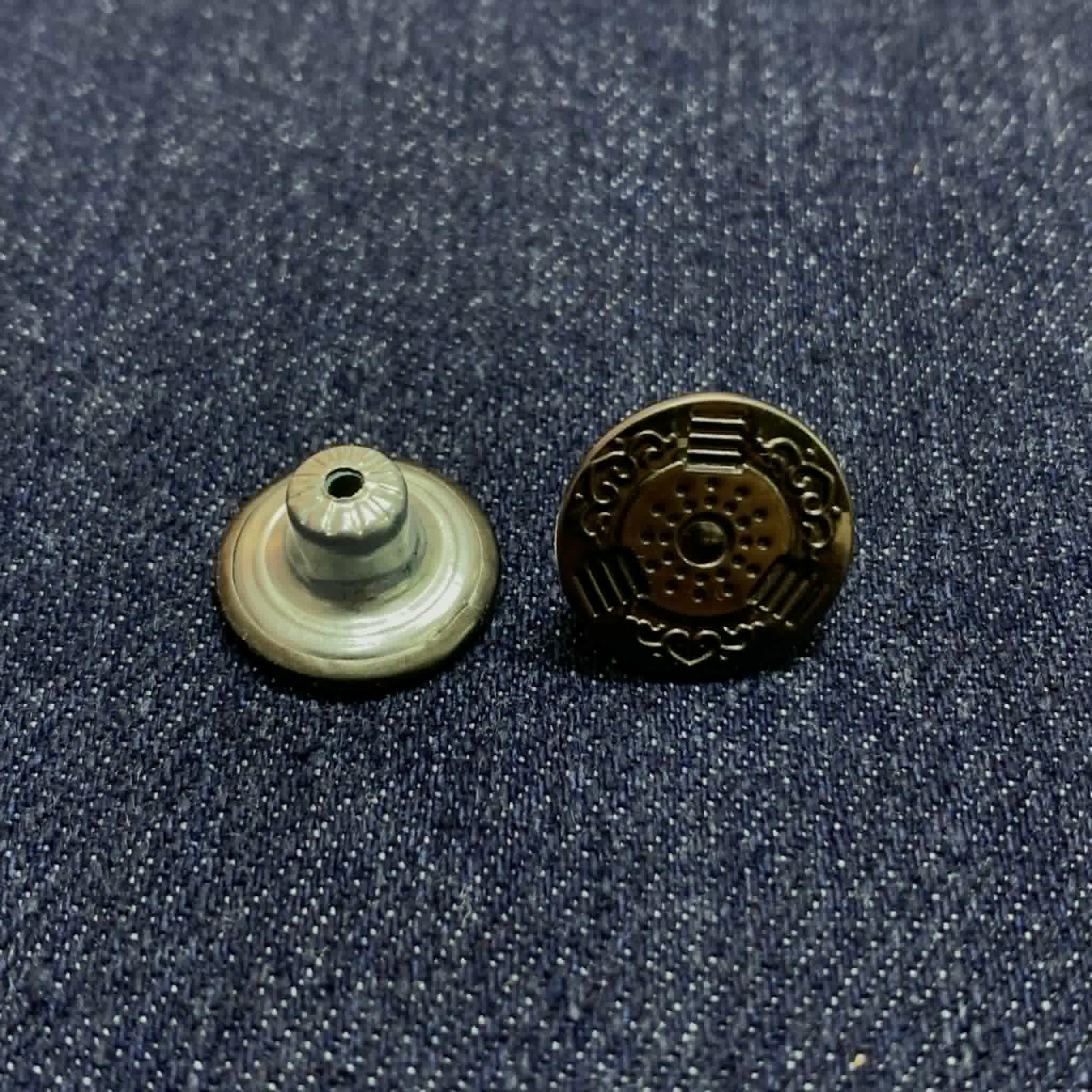 BOTON 15MM HIERRO COBRE VIEJO