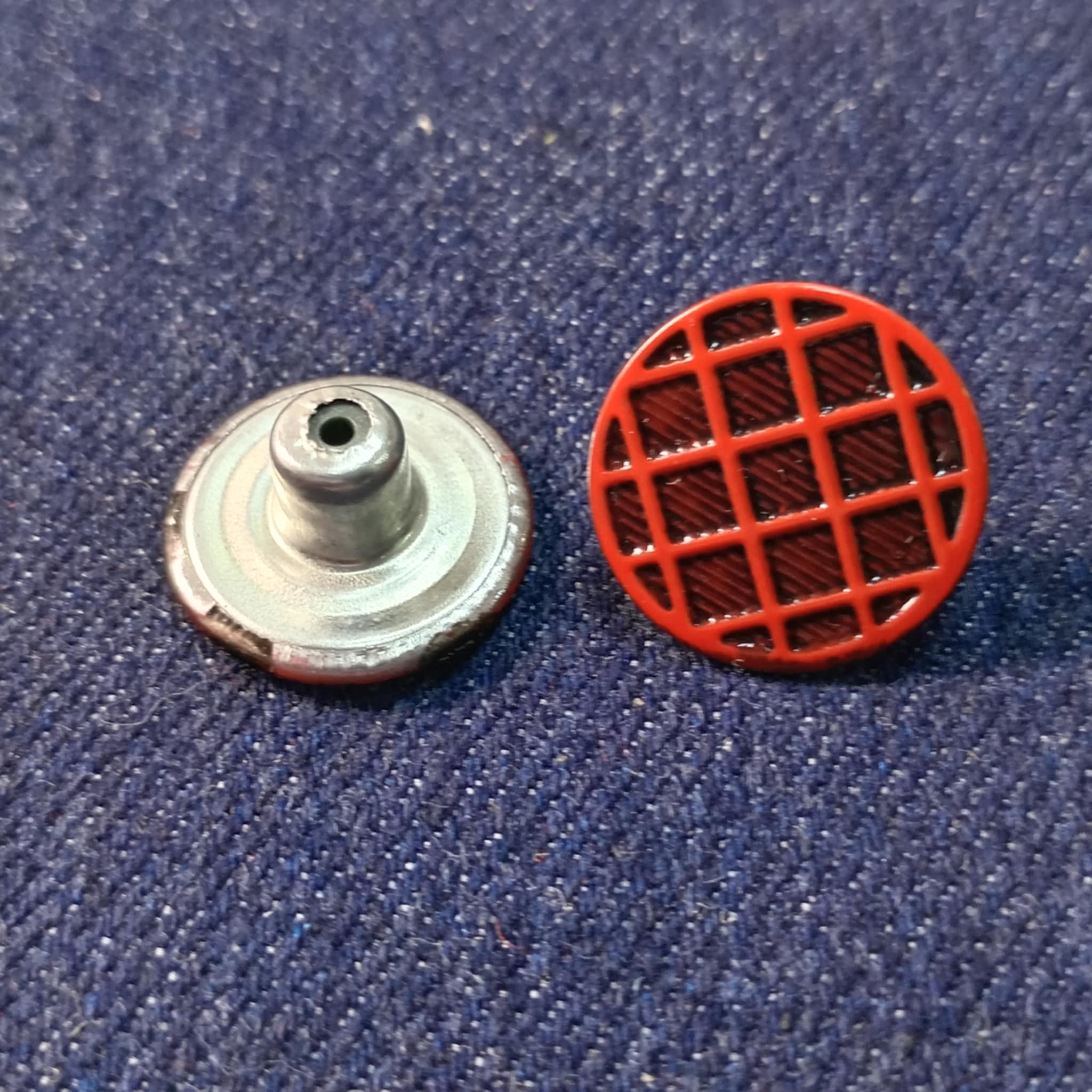 TT35-150-17MM BOTON HIERRO