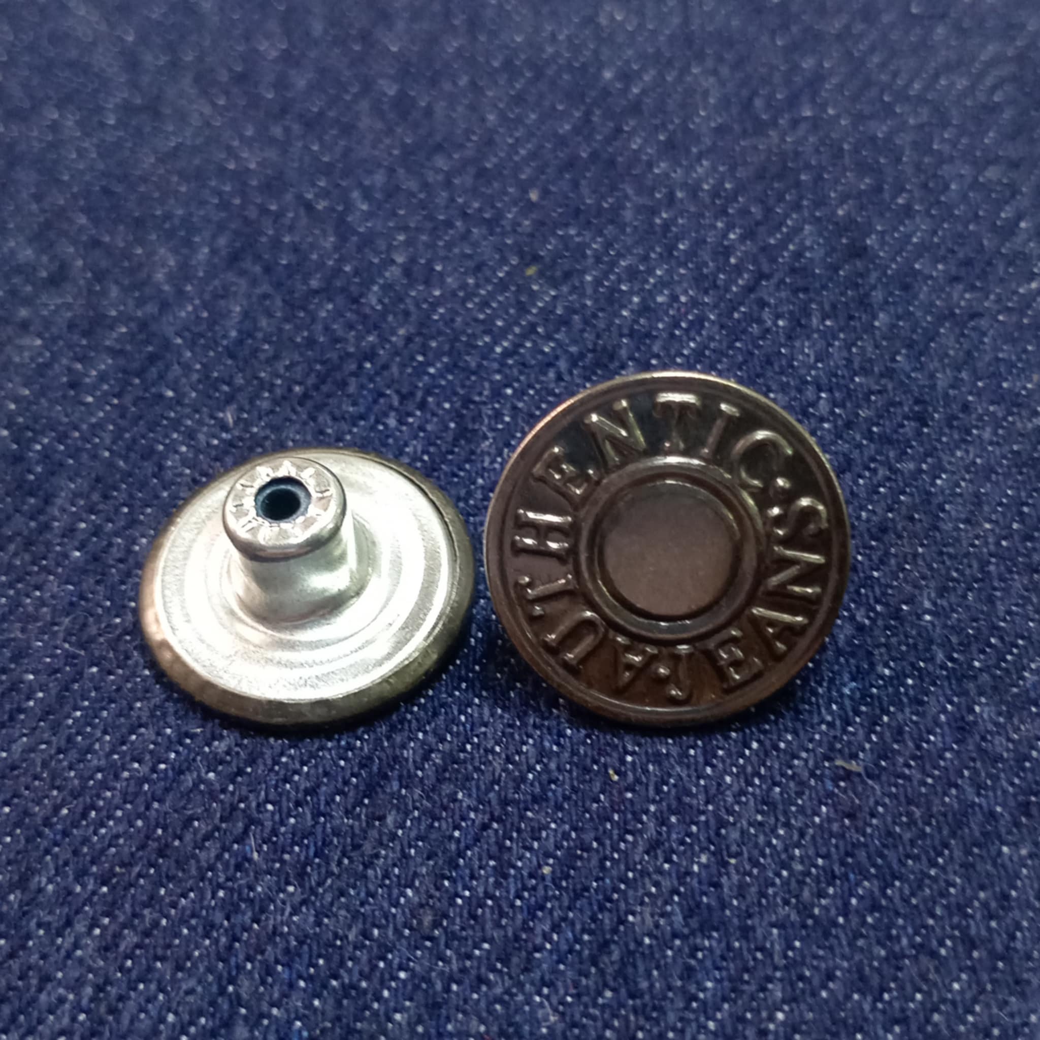 DAG-2-17MM BOTON HIERRO