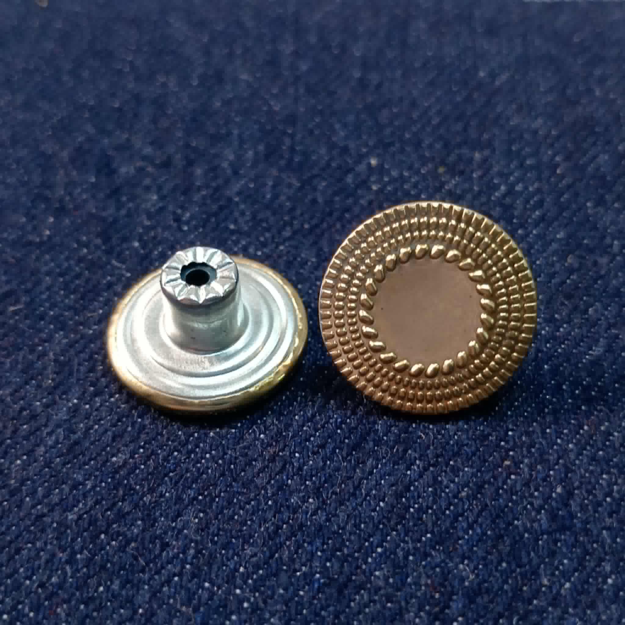 DAG6-86-17MM BOTON HIERRO