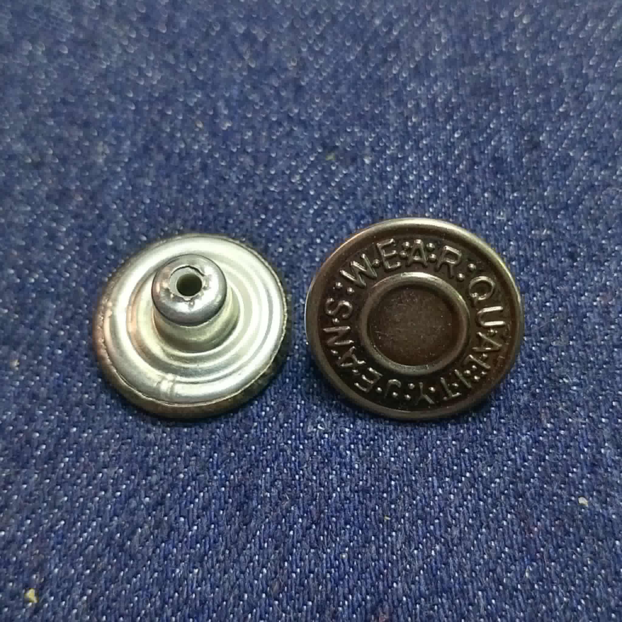 CUTA30-48-17MM BOTON HIERRO