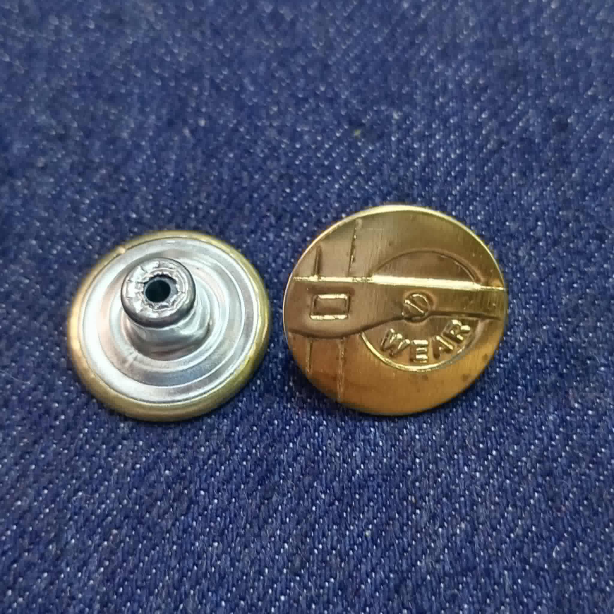 CUTA43-6-17MM BOTON HIERRO