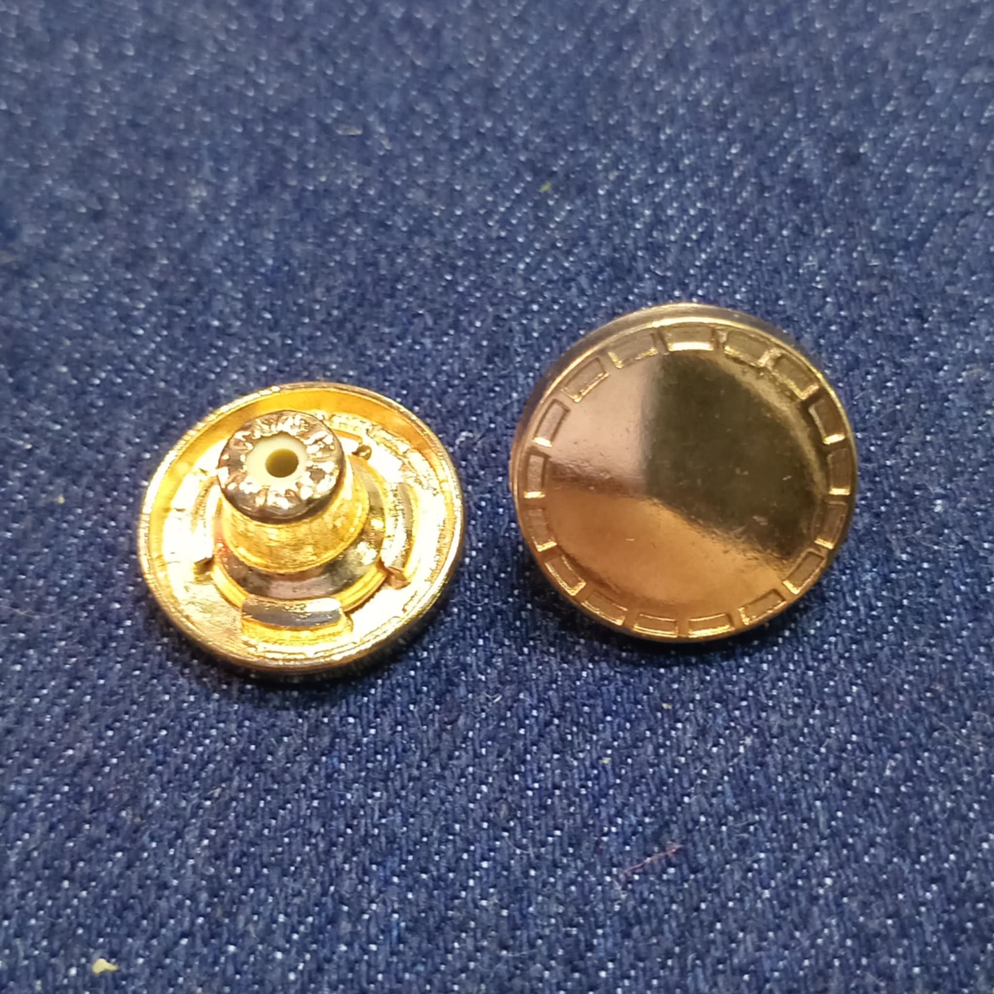DAG3-3-17MM BOTON ZAMAK